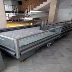 فریزرهای صنعتی اپن ماندانا موتور سرخود ( دو نیم متری ) فریزرهای صنعتی اپن ماندانا موتور سرخود ( دو نیم متری )